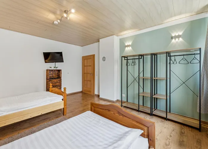 2 Bedroom 4 Beds, Tv, Kitchen & Free Parking * Eschenbach in der Oberpfalz
